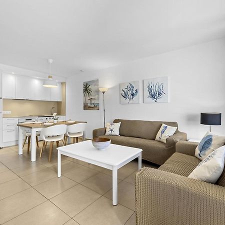 Casahost Bastian Boutique I Seaview Apartment Costa Teguise Exterior foto