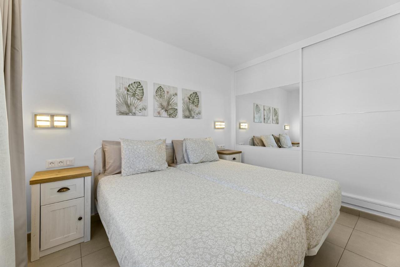 Casahost Bastian Boutique I Seaview Apartment Costa Teguise Exterior foto
